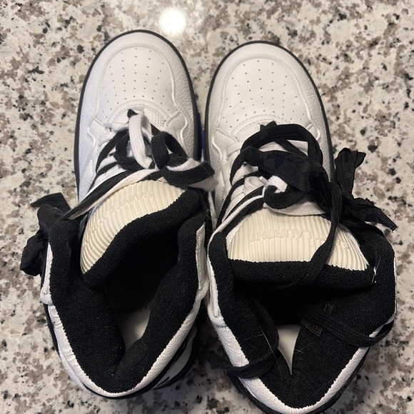 Saint Laurent sneakers size 41 - Picture 2 of 5
